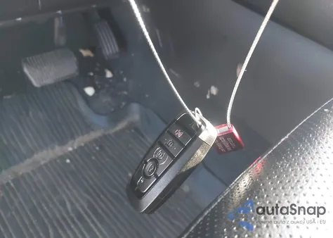 2021 Ford Escape Titanium из США, поврежденный, VIN 1FMCU9J98MUA75090